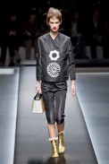 desfile-prada-milao-verao-2013-108