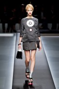 desfile-prada-milao-verao-2013-118