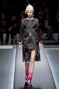 desfile-prada-milao-verao-2013-121