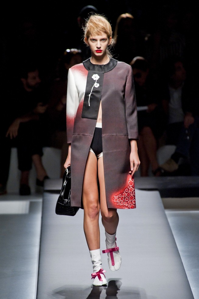 desfile-prada-milao-verao-2013-125