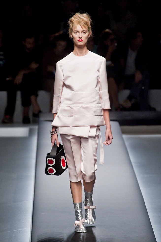 desfile-prada-milao-verao-2013-136