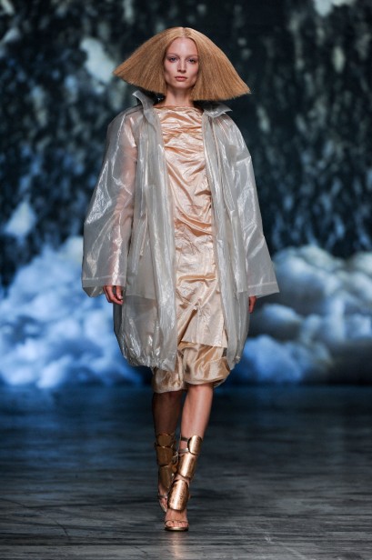 desfile-rick-owensl-paris-verao-2013-09