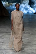 desfile-rick-owensl-paris-verao-2013-13