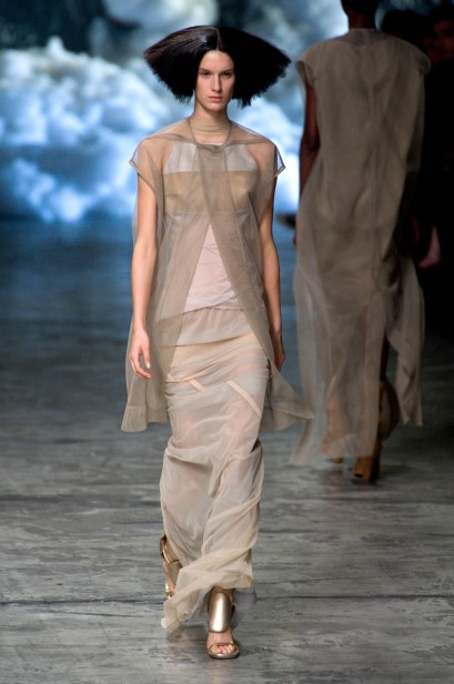 desfile-rick-owensl-paris-verao-2013-15