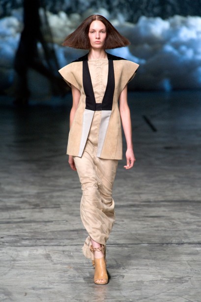desfile-rick-owensl-paris-verao-2013-18