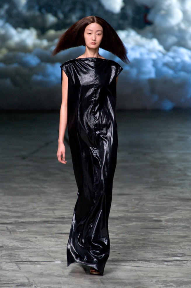 desfile-rick-owensl-paris-verao-2013-26