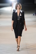 desfile-vaccarello-milao-verao2013-02