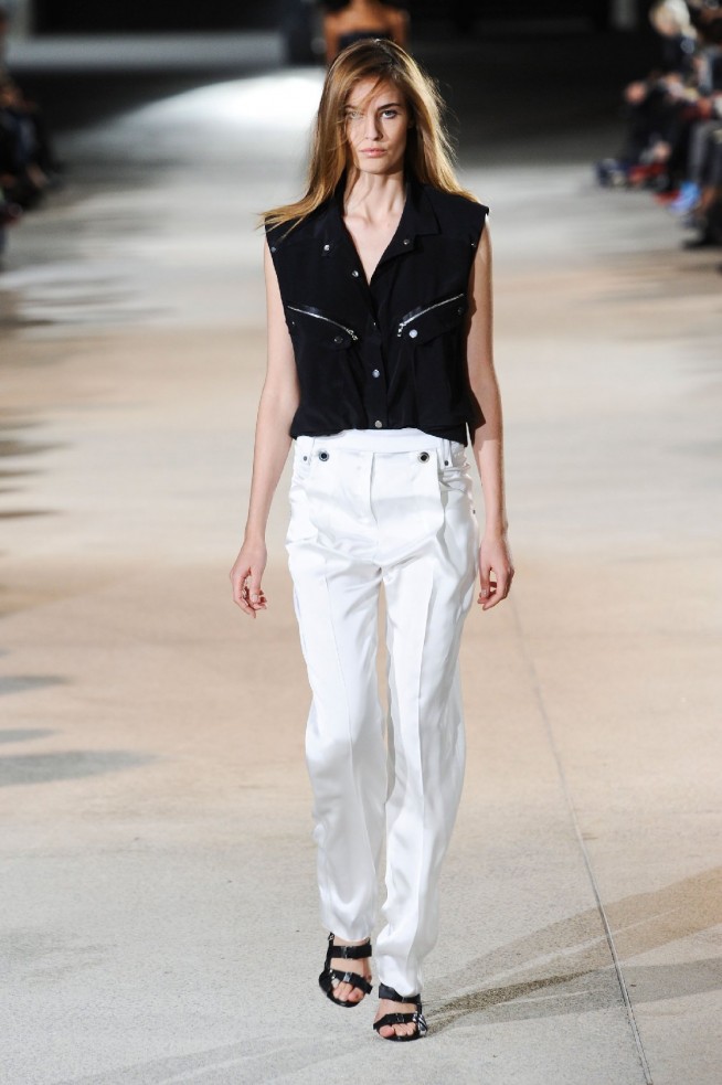 desfile-vaccarello-milao-verao2013-05