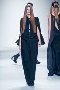 detalhes-ann-demeulemeester-paris-verao-2013-115