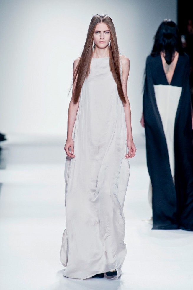 detalhes-ann-demeulemeester-paris-verao-2013-120