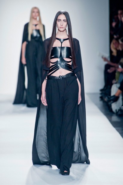 detalhes-ann-demeulemeester-paris-verao-2013-132