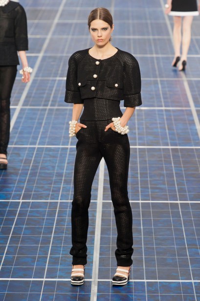 desfile-chanel-paris-verao-2013-112