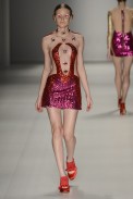 desfile-fh-por-fause-haten-spfw-inv2013 (19)