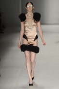 desfile-fh-por-fause-haten-spfw-inv2013 (8)