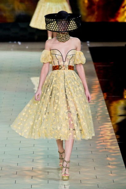 desfile-mcqueen-paris-verao-2013-123