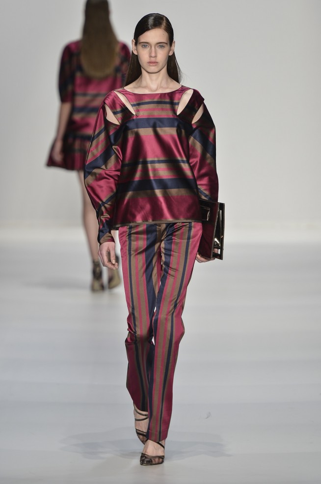 desfile-vitorino-campos-spfw-inverno2013 (16)