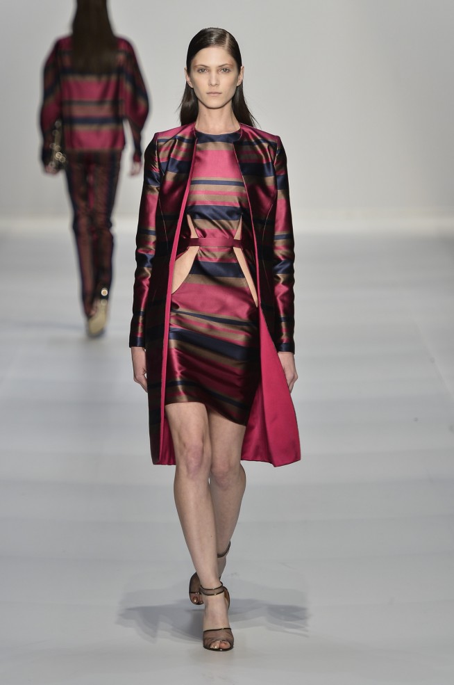 desfile-vitorino-campos-spfw-inverno2013 (17)
