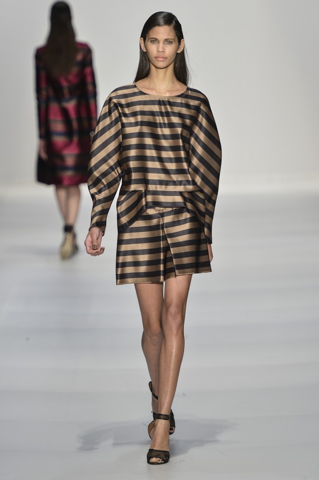 desfile-vitorino-campos-spfw-inverno2013 (18)