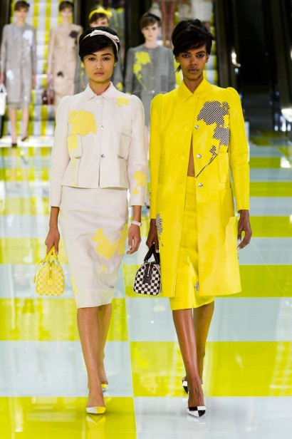 desfile-vuitton-paris-verao2013-17