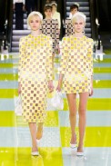 desfile-vuitton-paris-verao2013-22