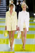 desfile-vuitton-paris-verao2013-24