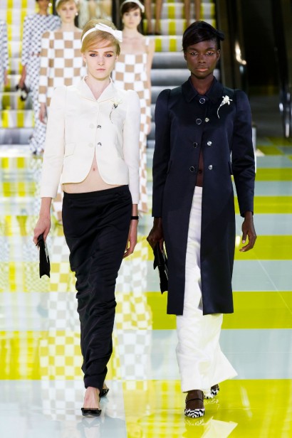 desfile-vuitton-paris-verao2013-25
