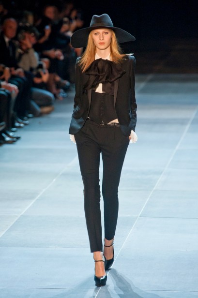 desfile-ysl-paris-verao-2013-100