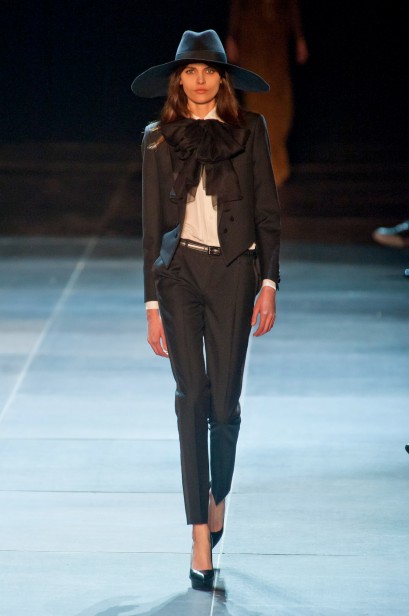 desfile-ysl-paris-verao-2013-102