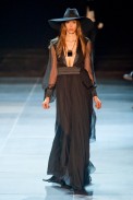 desfile-ysl-paris-verao-2013-105