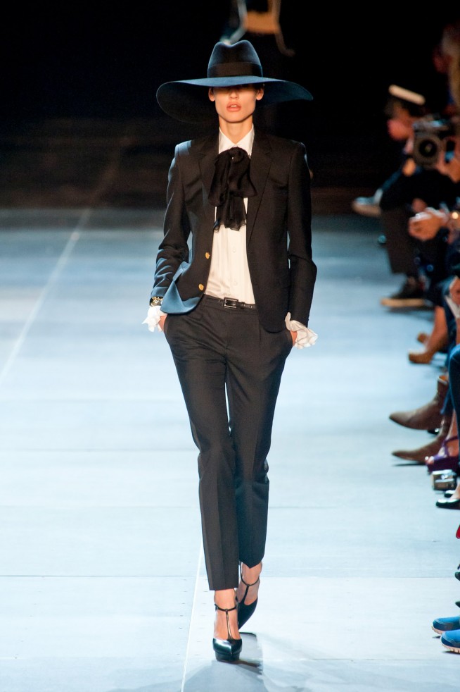 desfile-ysl-paris-verao-2013-106