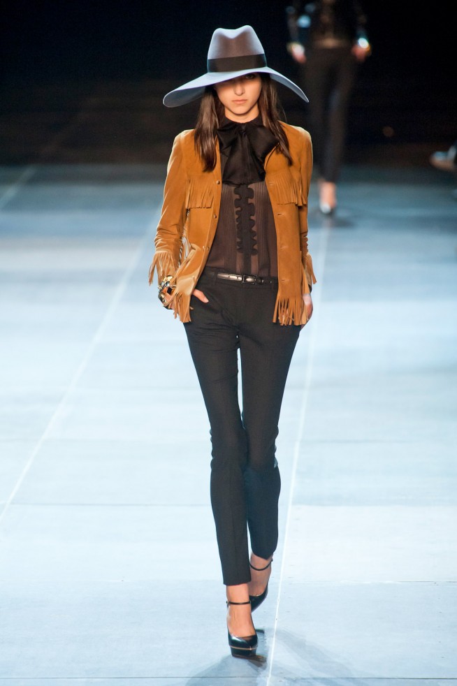 desfile-ysl-paris-verao-2013-108