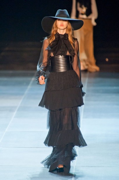 desfile-ysl-paris-verao-2013-125