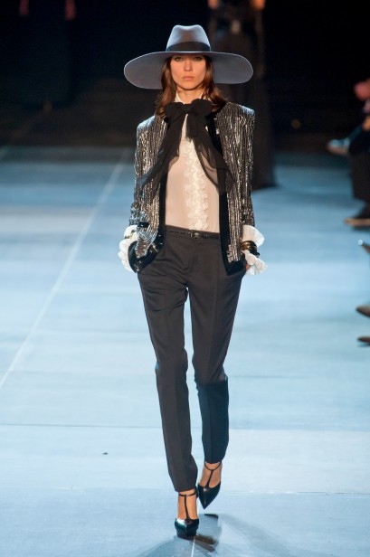 desfile-ysl-paris-verao-2013-140