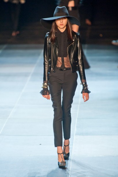 desfile-ysl-paris-verao-2013-143
