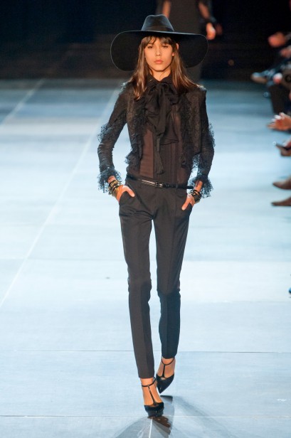 desfile-ysl-paris-verao-2013-145