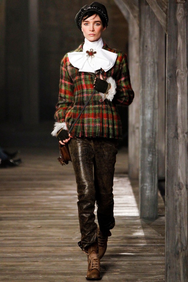 chanel-prefall-2013 (38)