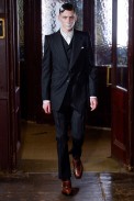 desfile-alexander-mcqueen-men-inverno2013 (1)