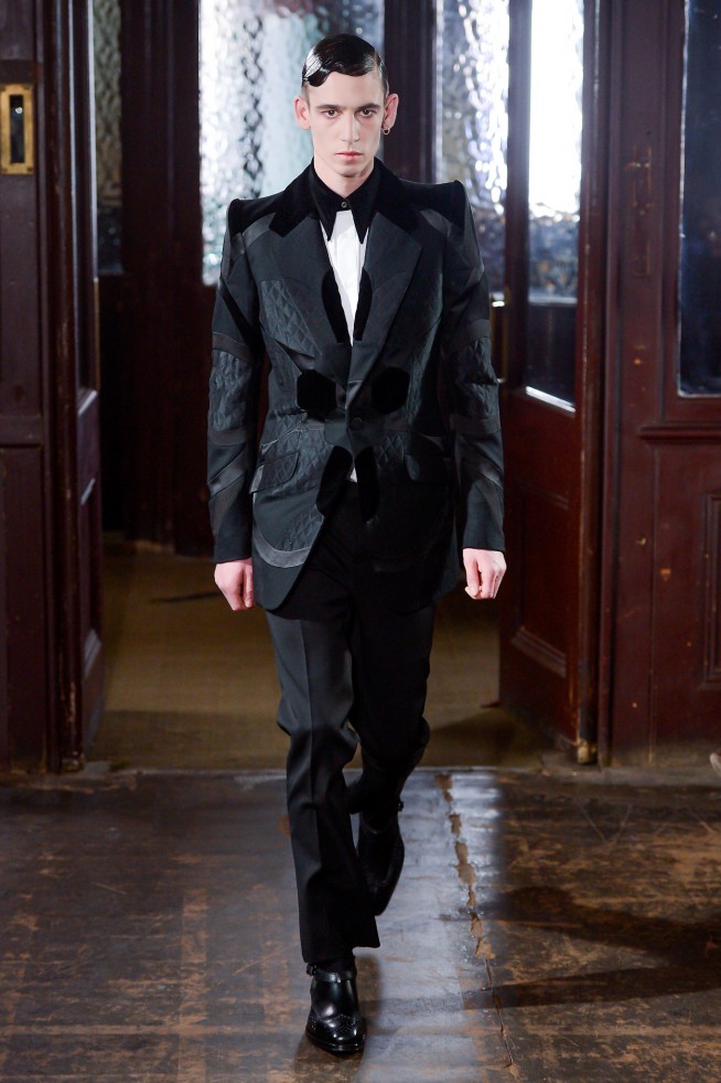 desfile-alexander-mcqueen-men-inverno2013 (25)