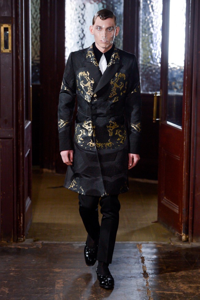 desfile-alexander-mcqueen-men-inverno2013 (28)