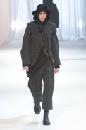 desfile-ann-demeulemeester-mennverno2013-16