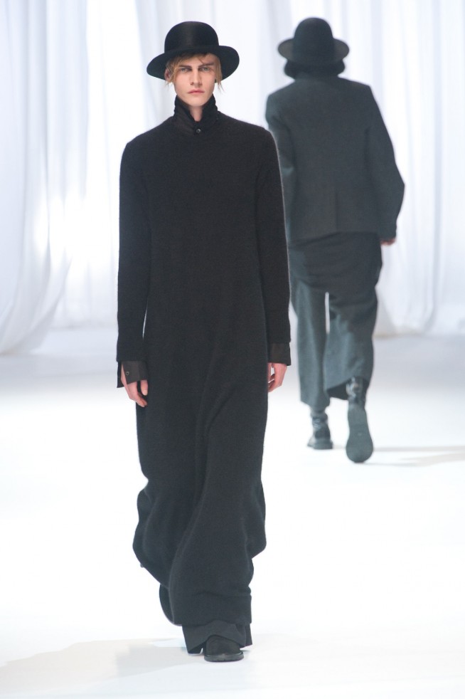 desfile-ann-demeulemeester-mennverno2013-17