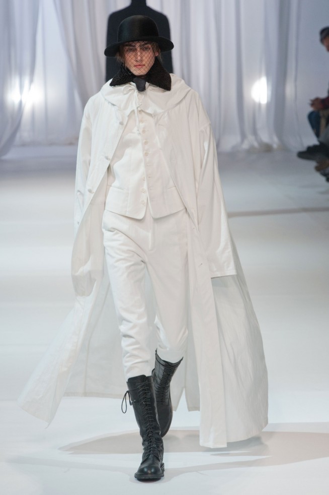 desfile-ann-demeulemeester-mennverno2013-18
