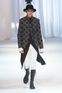 desfile-ann-demeulemeester-mennverno2013-19
