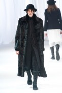 desfile-ann-demeulemeester-mennverno2013-22
