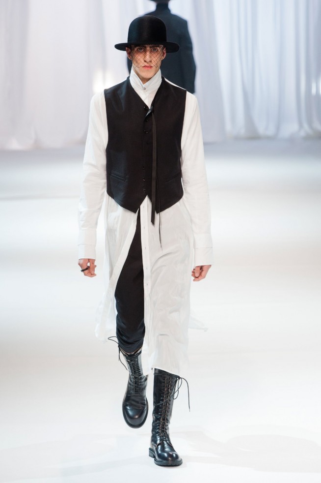 desfile-ann-demeulemeester-mennverno2013-28