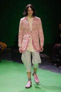 desfile-commedesgarcons-mennverno2013-09