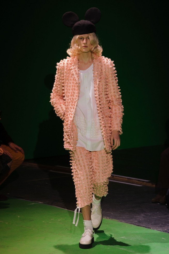 desfile-commedesgarcons-mennverno2013-17