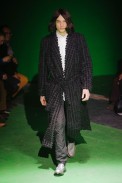 desfile-commedesgarcons-mennverno2013-29