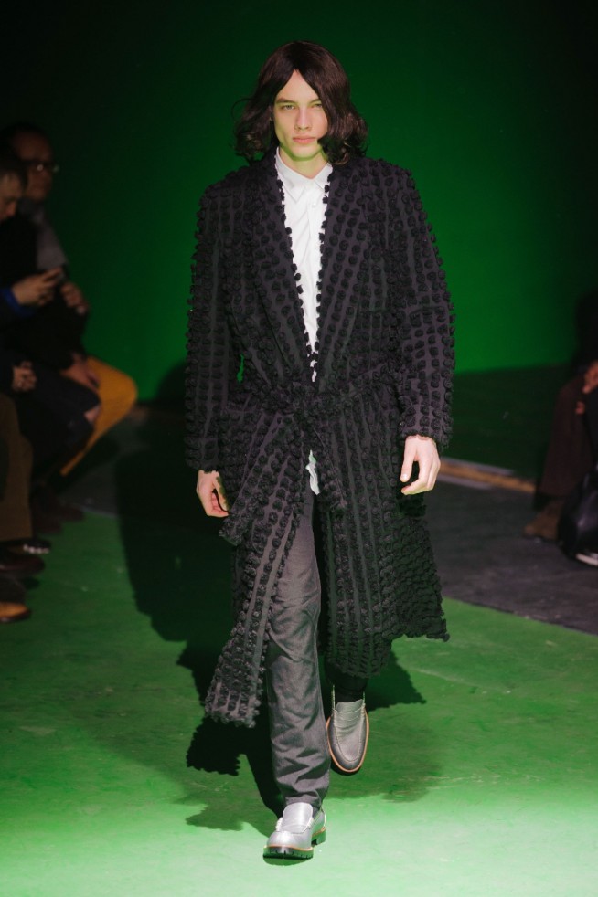 desfile-commedesgarcons-mennverno2013-29