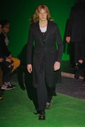 desfile-commedesgarcons-mennverno2013-33